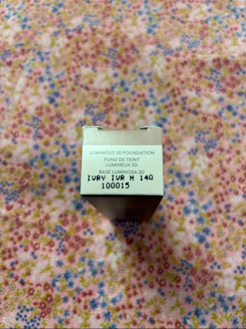 Ivory N 140 - Mary Kay TimeWise Luminous 3D Foundation